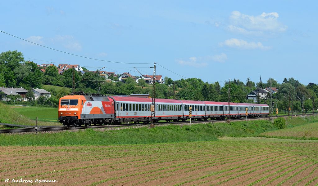 120 112 mit IC 118 von Ulm Hbf nach Stuttgart Hbf durch Ebersbach/Fils. (20,05,2012)