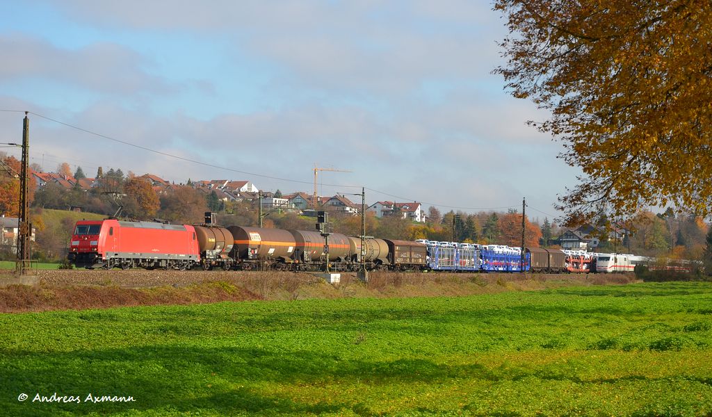 185 316 mit Gemischtem Gterzug durch Ebersbach/Fils in Richtung Stuttgart/Kornwestheim. (10,11,2011)