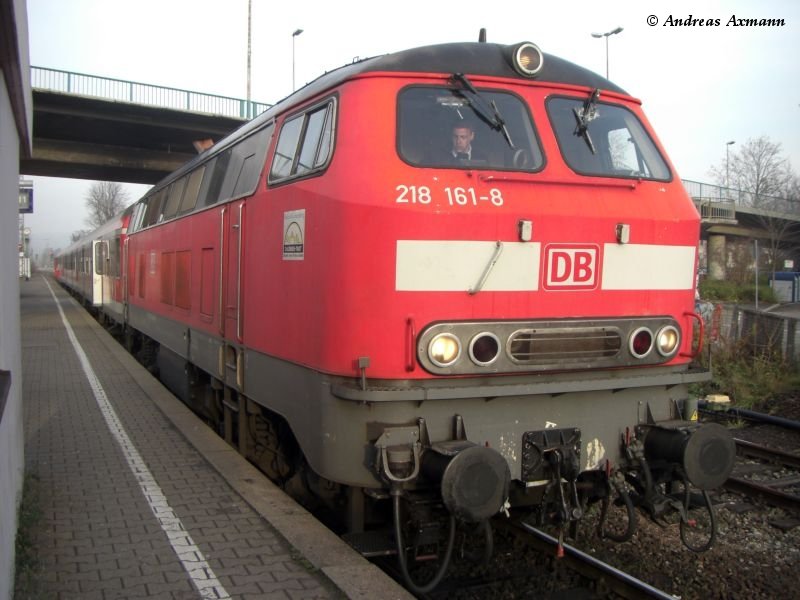 218 161-8 in Wendlingen wartet auf seine Fahrgste zur Rckfahrt nach Kirchheim/Teck (08.12.2008)