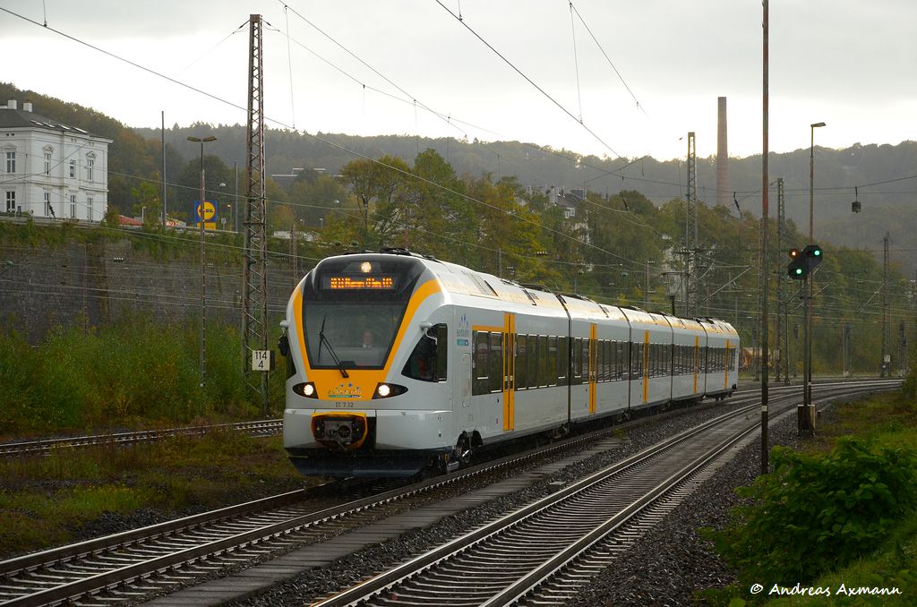 ET 7.12 der Eurobahn als RE 13 (Maas-Wupper-Express) Venlo - Hamm(Westf) bei Wuppertal-Steinbeck nchster Halt ist Wupperta Hbfl. (19,10,2011)