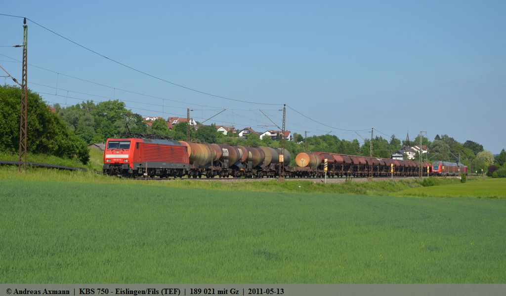 IRE 4231 schaffte es gerade noch nach Ebersbach/Fils zu fahren, bevor 189 021 mit ihrem Gz an mir vorbei fuhr. (13,05,2011)