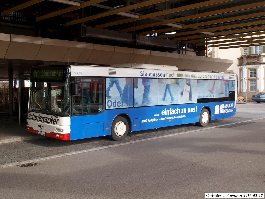 MAN-Bus des Busunternehmers Schefenacker auf der Linie 141 [Plochingen - Stumpenhof] hier am Busbahnhof Plochingen. (17;03;2010)
