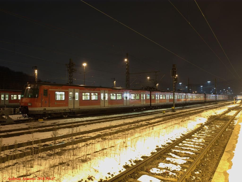 S-Bahn Triebfahrzeuge 420 487/471 stehen abgestellt auf dem neuerrichteten Abstellanlage im Gbf Plochingen. (17,02,2010)