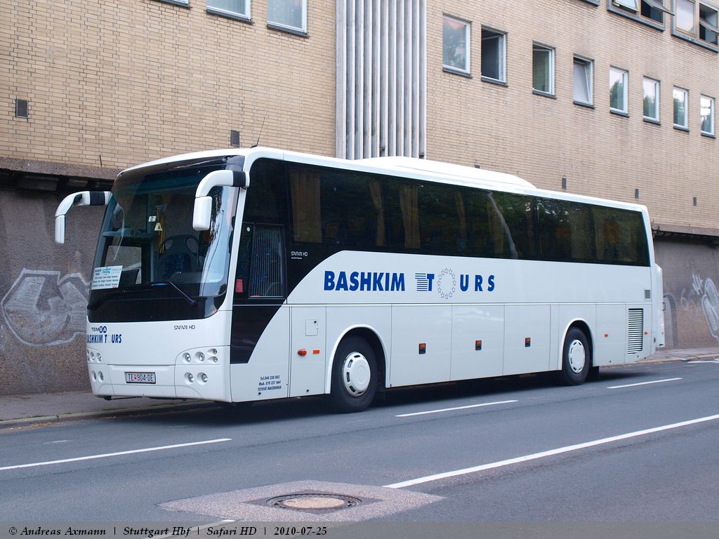 Safari HD des Busunternehmen Bashkim - Tours fr die Strecke [Ohrid - Gostivar - Tetovo - Skopje - Kumanovo - Mnchen - Ulm - Stuttgart - Karlsruhe - Mannheim - Frankfuhrt M. - Leverkusen - Dsseldorf - Dortmund] am Hbf Stuttgart. (25;07;2010)