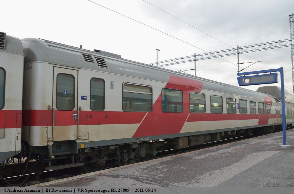 Speisewagen Rk 27809 / W7 als IC47 aus Helsinki in Rovaniemi eingefahren. (24,06,2011)