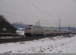 BR 101 mit Zugen Gro� 'In Form' ist 101 034 als sie Ihren EC 318 von Graz nach Frankfuhrt(Main) bei Uhingen/Fils an mir vorbei f�hrt. (05,12,2010)