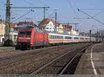 Im Sandwich mit 101 012 und 101 028 als ...