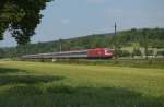 br-1016-obbes-64-u2 Unseren T�glichen EC 113 gieb uns heute, hier mit 1016 028 und ??? auf ihrem Weg nach Klagenfurt, hier bei Ebersbach/Fils. (05,06,2011)