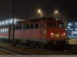 br-110-bugelfalte Ladies and Gentlemen, Ich 110 483 begr��e Sie heute ganz herzlich auf unserer Fahrt als RB 22075 um 6:42 Uhr von Plochingen nach T�bingen. Leider kann ich ihnen keine Fahrt auf Flugh�he Null anbieten, da jeder Haltepunkt als willkommene Pause genutzt wird. Hierf�r bieten wir die Fahrten als IRE 3270/3277 an. Ich w�nsche ihnen eine Gute fahrt und beehren Sie uns bald wieder.  Ihre 110 483 der DB Regio. (25,01,2011)