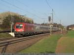 br-1116-obbes-64-u2 1116 239 und ?? mit EC 112 von Klagenfurt nach Stuttgart(Siegen) bei Ebersbach/Fils. (02,04,2011)