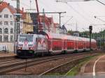 br-1462-traxx-p160-ac2 146 227-4 h�lt als RE 19224 in Esslingen/Neckar auf dem Weg von Ulm  nach Stuttgart. (18,08,2010)