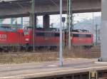 BR 151 Abgeb�gelt stehen in Plochingen und warten auf Arbeit, 151 003-1 + 151 ?. (08,02,2010)