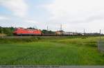 152 047 ist mit einem G�terzug bei Ebersbach/Fils in Richtung ...