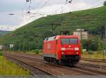 Als Lz f�hrt 152 067-5 durch den Bf Esslingen/N in ...