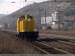 BR 213 Auf langsamer fahrt kommt 213 338 auf Gleis 5 in den Bf Esslingen am Neckar eingefahren, da er den versp�teten IC 2013 und ICE 597 durchlassen musste. (04,03,2011)