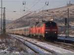 BR 218 mit Zugen Ein wunderbarer Anblick f�r das Auge und der Sound f�r die Ohren, ist der T�gliche IC 2013 gezogen von 2x 218 (487 + ?) durch Esslingen am Neckar nach Ulm/Oberstdorf. (05,01,2011)