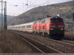 BR 218 mit Zugen Immer sch�n anzusehen, wenn de IC 2013 mit seinen 2 x 218 an einem vorbei f�hrt. Hier mit 218 432 und 218 ?. (01,03,2011)