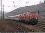 BR 218 mit Zugen 218 491 und eine Schwesterlok ziehen den IC 2013 von (Magdeburg) Stuttgart nach Oberstdorf durch Esslingen am Neckar. (18,03,2011)
