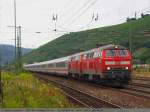 BR 218 mit Zugen 218 434-9 mit Schwesterlok 218 ? auf dem Weg von Stuttgart nach Obersdorf bei der Durchfahrt durch Esslingen/Neckar. (18,08,2010)