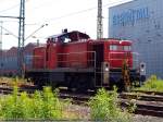 BR 294 294 704-2 beim Umsetzen auf ein anderes Gleis im Stuttgarter Hafen/Umschlagbahnhof. (25,06,2010)