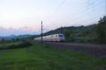 br-401-ice-1 Etwas gelangweilt Spielte ich mit meiner neuen Kamera herum, als ICE 590 auf dem Weg nach Stuttgart gerade durch Kuchen/Fils fuhr. (22,04,2011)