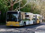 SSB Bus O530G Citaro S-SB 7086 mit Werbung fr  Vita - Vertrauen im Alter , steht abgestellt am Bahnhof Bad Cannstatt. (25;04;2010)
