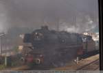 Dampflokfest Amstetten 2010 Abfahrt aus dem Bf Geislingen(Steige) nach Amstetten(W�rtt) zur Parallelfahrt von 01 1066 und 50 2740. Um einen kurzen Vorsprung zu bekommen wird kurzfristig die 01 1066 die Sicht genommen. (11,09,2010)