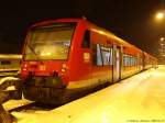 plochingen/49386/gerade-werden-auf-gleis-63-die Gerade werden auf Gleis 63 die Fahrzeuge 650 003/004/011/002/024 von Innen gereinigt. (13,01,2010)