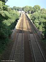 Neieviadukt in Grlitz, Von der Goetestrae in Blickrichtung  Grenzbergang Zgorzelec fr Eisenbahn ber die Neise nach Polen. (04.08.2008)