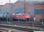 Statt der erwarteten  CLAAS  152 005 kam 152 031-1 in den Stuttgarter Hafen-Umschlagbahnhof um sein Wagenzug abzuhohlen. (24,03,2010)