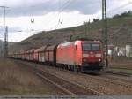 185 010 mit Fals-Wagen auf dem Weg nach Plochingen zum EnBW Kohlekraftwerk Altbach durch Esslingen am Neckar.