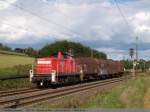 294 811-5 ist mit einem Kurzen Gterzug auf dem Weg nach Plochingen bei Ebersbach/Fils. (30,08,2010)