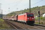 185 383 mit Fals-Wagenzug nach Plochingen zum Kohlekraftwerk Altbach durch Esslingen am Neckar.
