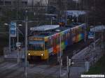 Stadtbahn Stuttgart/61689/u13-mit-fahrzeug-3015-duewag-dt84 U13 mit Fahrzeug 3015 DUEWAG DT8.4 nach Feuerbach bei der Haltestelle Untertrkheim Bf. (31,03,2010)