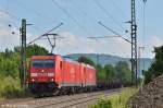 kbs-750-filsbahn/214415/185-308-und-185-218-mit 185 308 und 185 218 mit Leeren Res-Niederbordwagen durch Kuchen in Richtung Stuttgart/Kornwestheim. (10.08.2012)