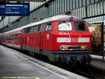 218 194 mit Nikolaus-express von (Tbingen) Plochingen nach Maulbronn-Stadt als RE22954 mit zwischen halt in Hbf Stuttgart.