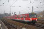 Ausfahrt fr 420 292 und ??? als S8 nach Offenbach(Main) Ost in Wiesbaden Hbf. (24,11,2011)