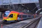 Auf Gleis 11 stehen 427.042 und 429.?? der HLB zur Abfahrt nach Siegen als HLB24966 bereit. (19,12,2011)