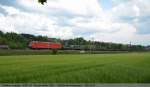 Einen mit Rundstahl beladene ...  Andreas Axmann 22.05.2011