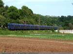 guterzuge Nachschuss bevor die 152 094-9 in Richtung M�nchen mit einem Zug von Schiebeplanenwagen vom Typ Sfhimmns-TTU vollends verschwindet. (09,06,2010)