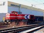 Die HGK-Lok DH 704 [MaK G1700BB] rangiert im Stuttgarter Hafen/Umschlagbahnhof ...