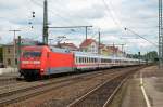 IC 2260 mit 101 ...  Andreas Axmann 15.08.2011