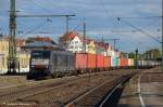 E189 159 (ES 64 F4-156) mit Containerzug durch Esslingen am ...