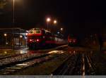 KBS 761 218-Abschied Links steht 218 494 mit RB 13920 und rechts Sch�lerzug RB13928 mit 218 194-9, hier in Oberlenningen . (11.12.2009)