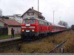 KBS 761 218-Abschied Hier RB13963 von Wendlingen/N nach Oberlenningen im Bf Owen unter Teck um 15:13 Uhr. (11.12.2009)