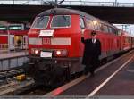 KBS 761 218-Abschied Abschiedstag von Lok-bespannten Z�gen auf der Teckbahn mit 218 494-3, hier unser Top Organisator f�r unsere Aufnahmen. (11.12.2009)
