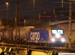 Re 482 006-4 wartet ...  Andreas Axmann 11.03.2010