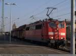 kohle--erz--und-kokszuge Mit leeren Fals-Wagen vom Kohlekraftwerk Altbach kommend, durch f�hrt 151 153 den Bf Esslingen am Neckar auf Gleis 6. (04,03,2011)