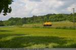 Leonhard Weiss 203 001 auf Tfzf nach G�ppingen, gleich wird ...