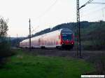 re Langsam wird es Dunkel als RE 91713 von Stuttgart [Mosbach-Neckarelz] nach Neu-Ulm bei Kuchen unterwegs ist. (10,04,2010)